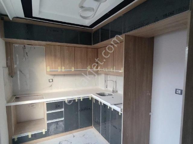%50 Krediyle Arnavutköy Sitede Satılık 2+1 Ara Kat Daire