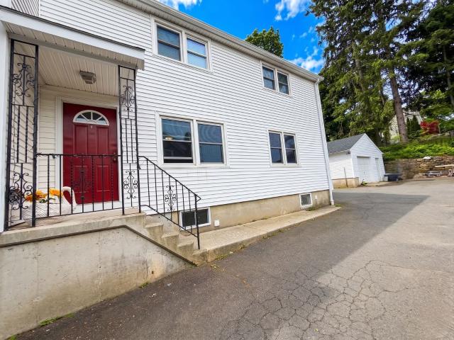 50 Lincoln Avenue 1 A Front, Danbury, US, CT