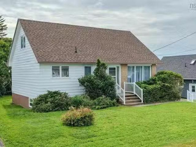 50 Lynne Drive, Sydney, NS, B1P 2Z8 house for sale Listing.