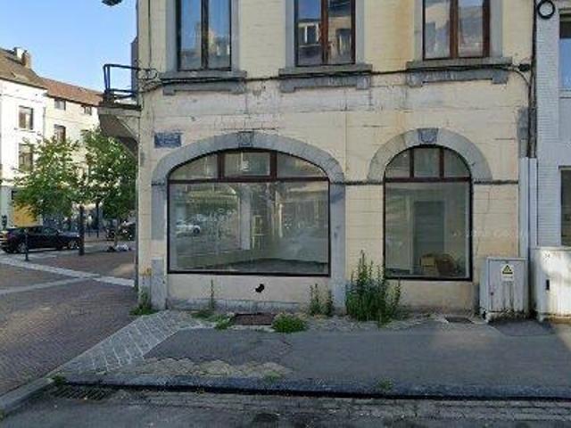 50 m2 apartment for rent in Charleroi