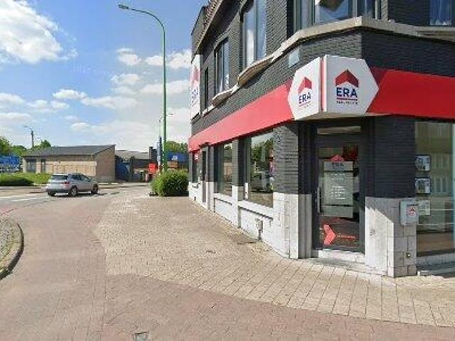 50 m2 apartment for rent in Halle