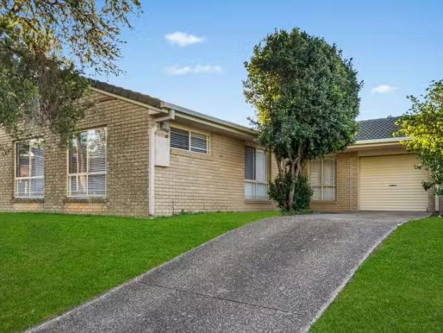 50 Mc Kinley Street, EAGLEBY, QLD 4207 House for Rent