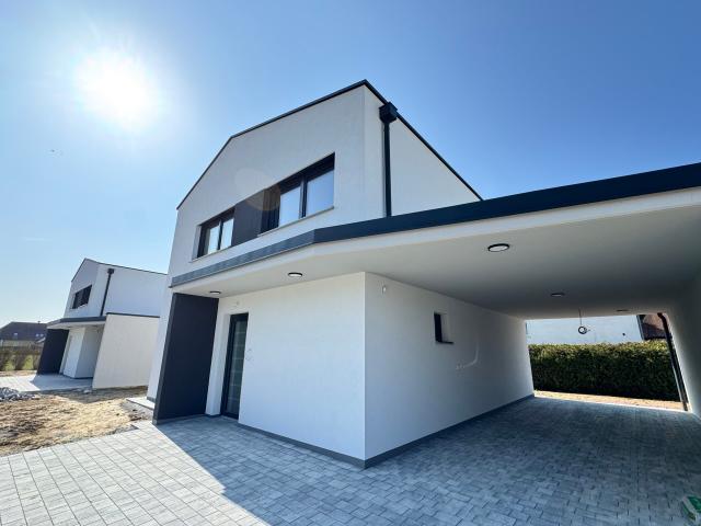 50 % MIETREDUKTION bis 31.12. Modernes Einfamilienhaus 110m² Garten und Carport in Güssing