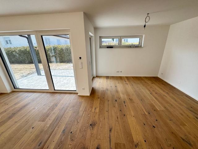 50 % MIETREDUKTION bis 31.12. Modernes Einfamilienhaus 110m² Garten und Carport in Güssing
