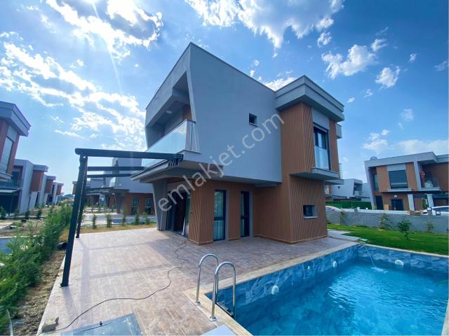 %50 Peşin 24 Ay Vade İle Özel Havuzlu Villa Sahibi Olabilirsiniz