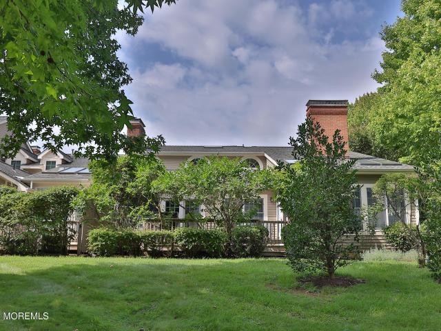 50 Peach Tree Lane