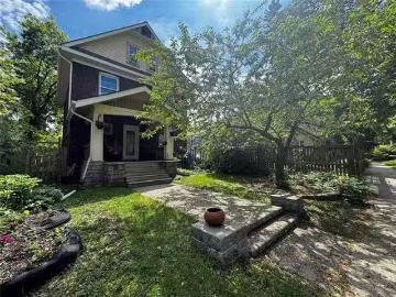50 Purcell Avenue, Winnipeg, MB, R3G 1A1 house for sale Lis.