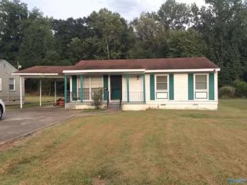 50 RAINBOW CITY DR, FLORENCE, AL 35633