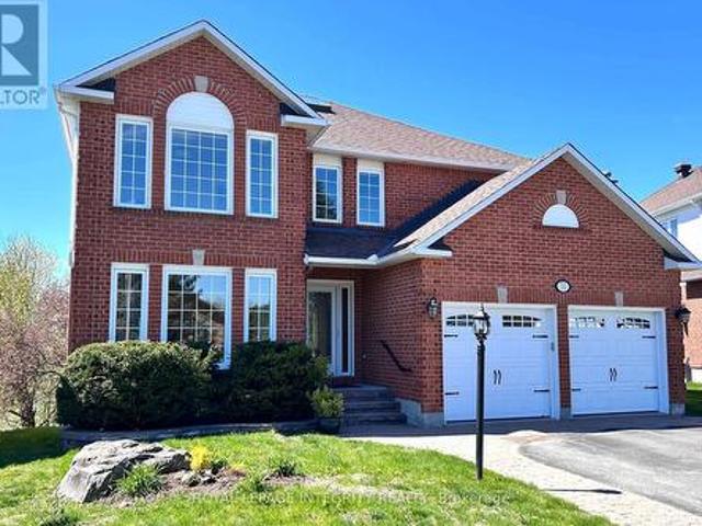 50 Rosenfeld Crescent W, Ottawa, ON, K2K 2L2 house for sale | Listing ID X13120 | Royal LePage
