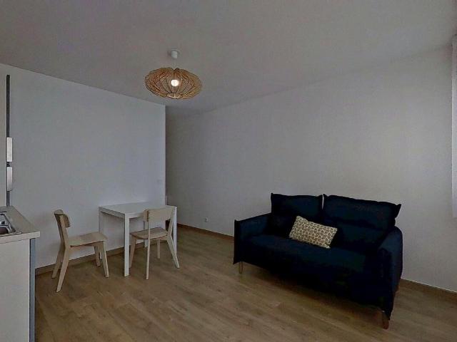 50 rue de la Thibaudiere Lyon 69007 T1 Meublé 760 €CC