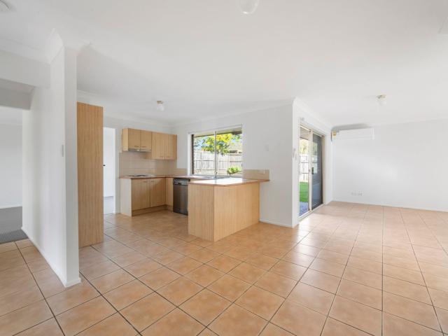 50 Samantha Street Wynnum West, QLD 4178