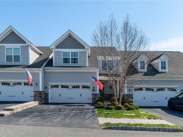 50 Stratford Lane