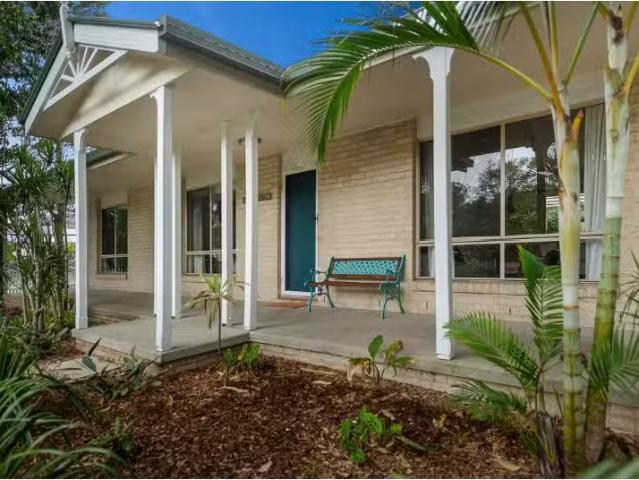 50 Sunrise Boulevard, BYRON BAY House for rent Listed by Prop.