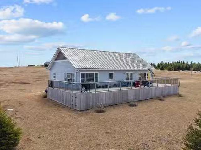 50 Sunset Lane, Clinton, PE, C0B 1M0 house for sale Listing.
