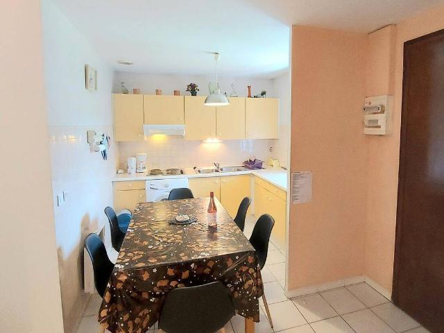 50m2 ok caf location de 1 a 10 mois trés souple a la demande ok animaux jardin parking wifi meublée tout confort