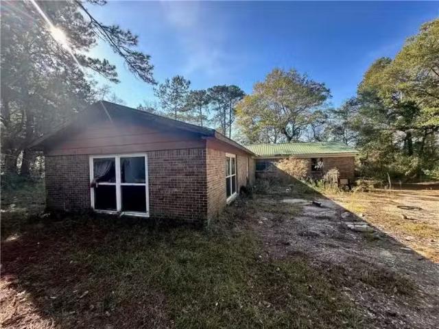 5104 UNIVERSITY BLVD, EIGHT MILE, AL 36613