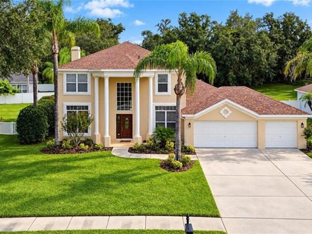 5104 Whispering Leaf Trl, Valrico, FL 33596