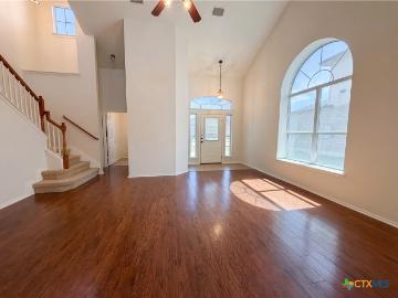 5105 Willamette Lane