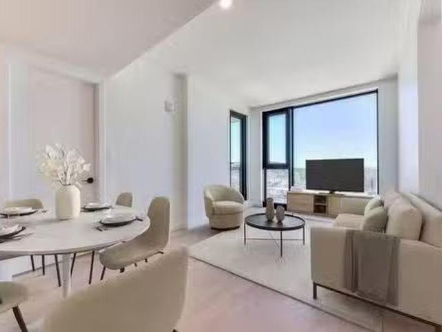 5106 1245 Rue De Bleury, Montréal Ville Marie, QC, H3B 0C2.