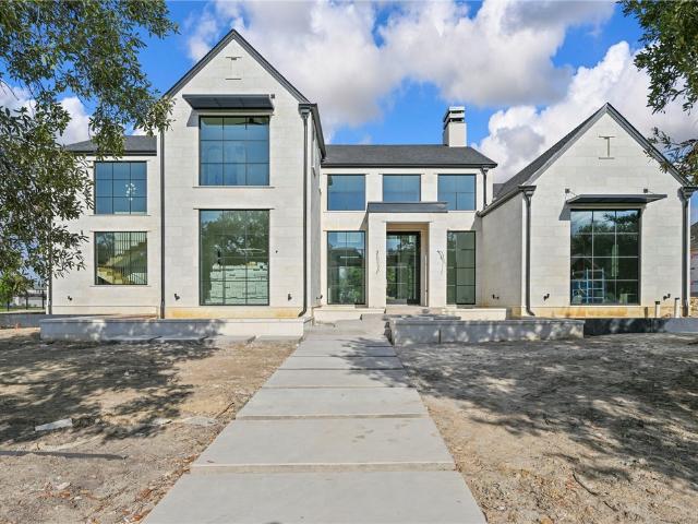 5107 Miramont Circle