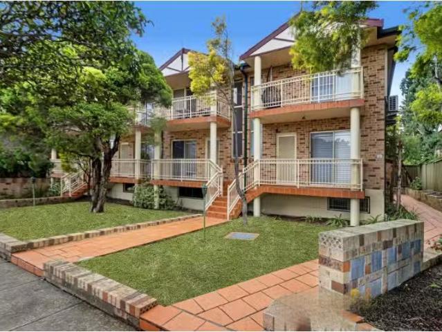 5/107 111 Regatta Road, Canada Bay Townhouse for rent Listed.