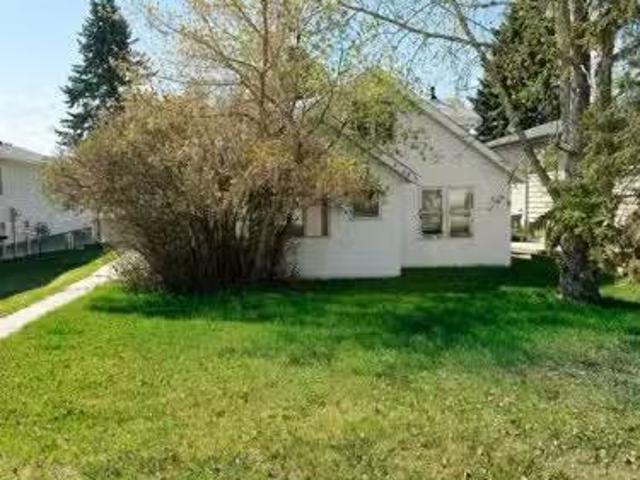 5108 51 Street, Rocky Mountain House, AB, T4T 1E2 house for.