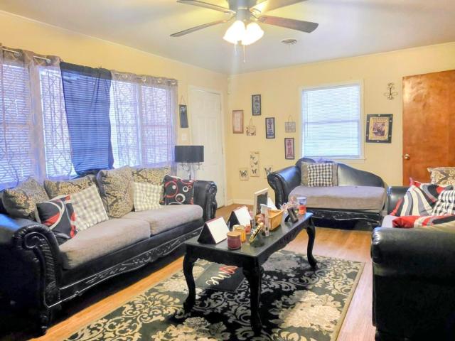 5109 Faucett Road