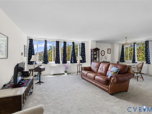 5100 Monument Avenue 303