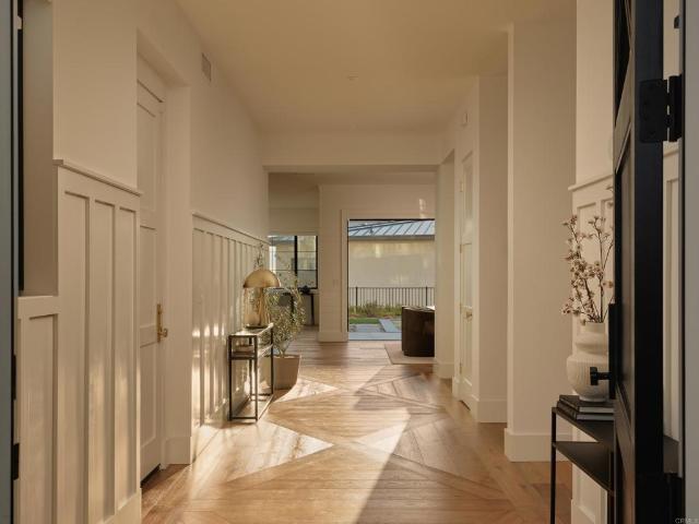 5102 Gordon Ln