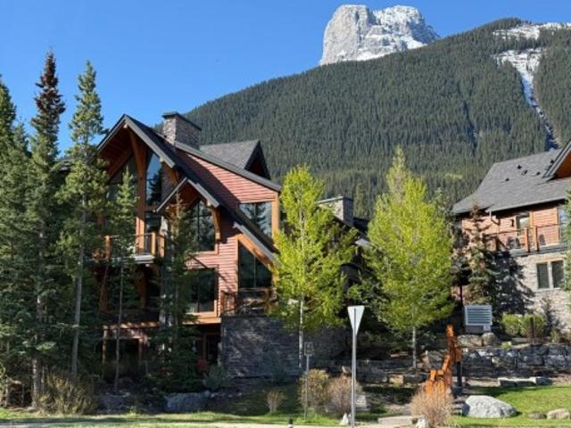 5102 E Stewart Creek Landing, Canmore, AB, T1W 0E3 Luxury Townhouse for sale | Listing ID A2296 | Royal LePage Carriage Trade Luxury Properties