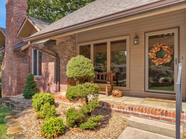 5103 Colonial Circle