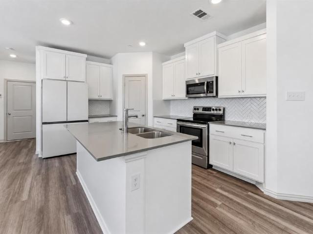 5103 Community Street