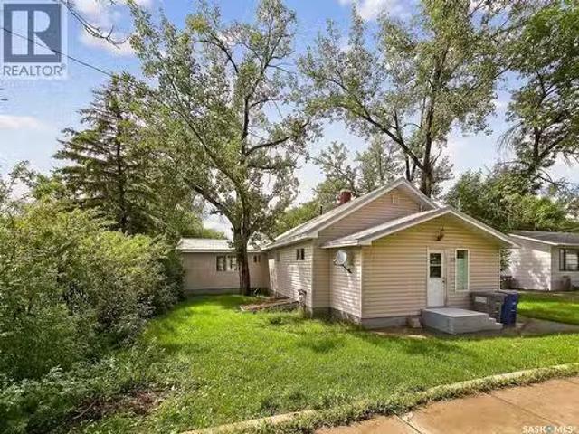 510 5Th Street, Chaplin, SK, S0H 0V0 house for sale Listing.