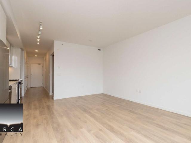 510 725 Marine Drive, North Vancouver