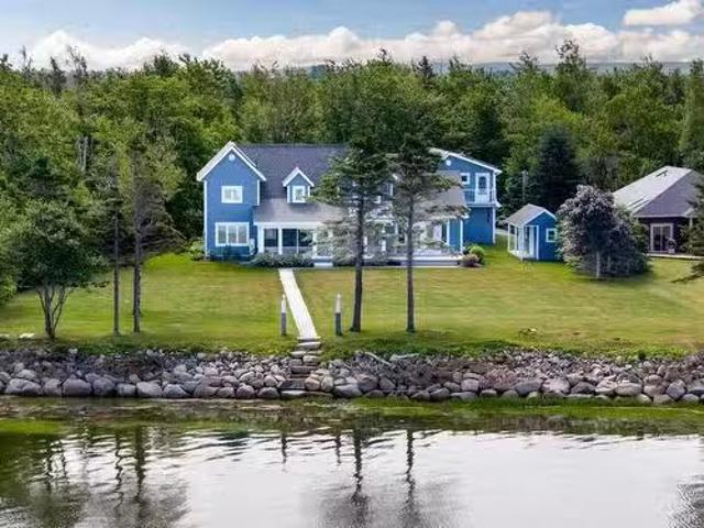 510 City View Drive, Mermaid, PE, C1B 0V8 house for sale Li.
