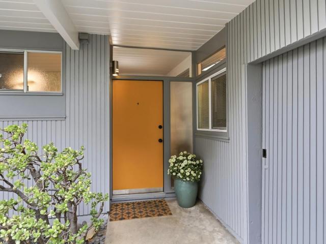 510 E Charleston Road