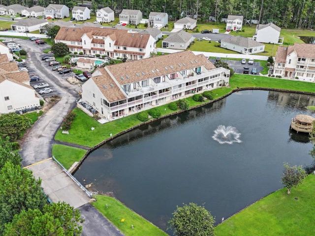 510 Fairwood Lakes Dr. 17 E