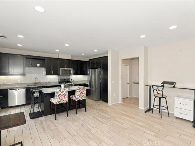 510 S Anaheim Boulevard 8