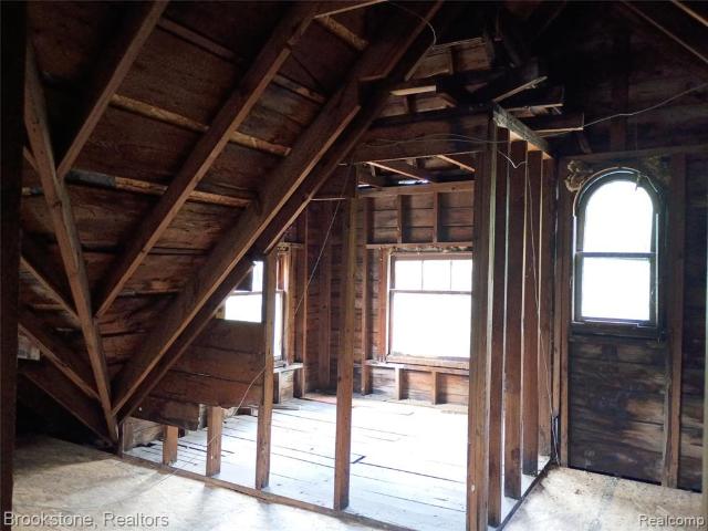 510 Pleasant Street # 7