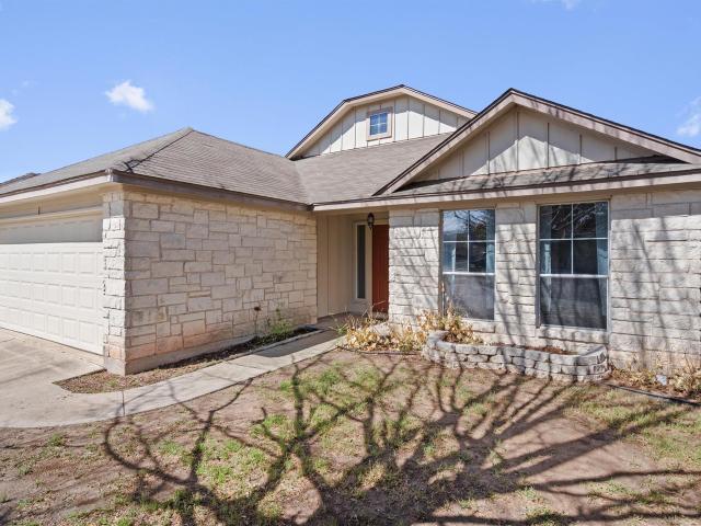 510 Red Tails Dr NE