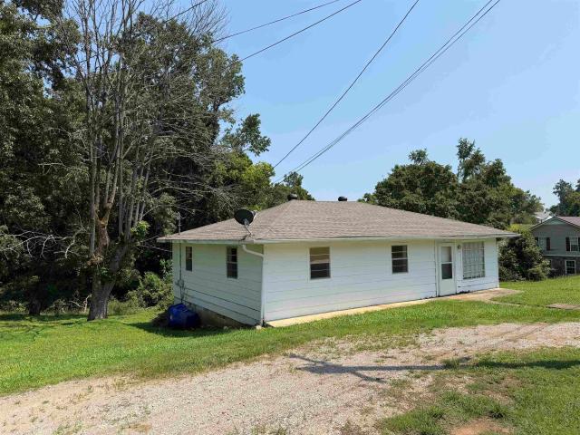 510 riverside dr