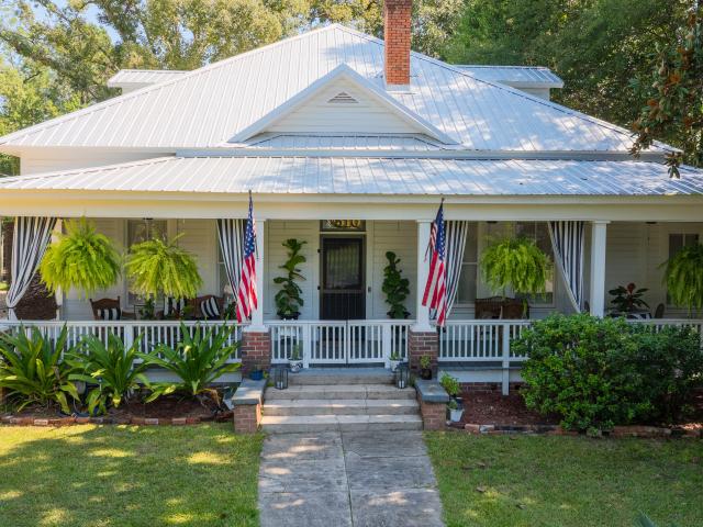 510 Young Street