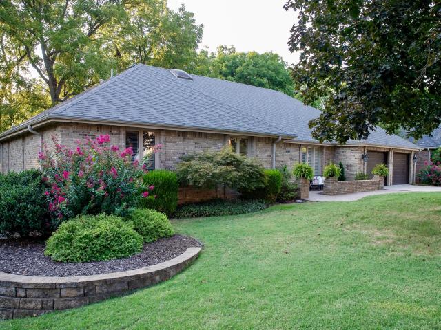 5115 S Castlewood Drive