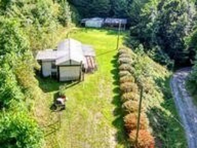 5115 Walnut Cove Br Rd, Robbinsville, NC 28771