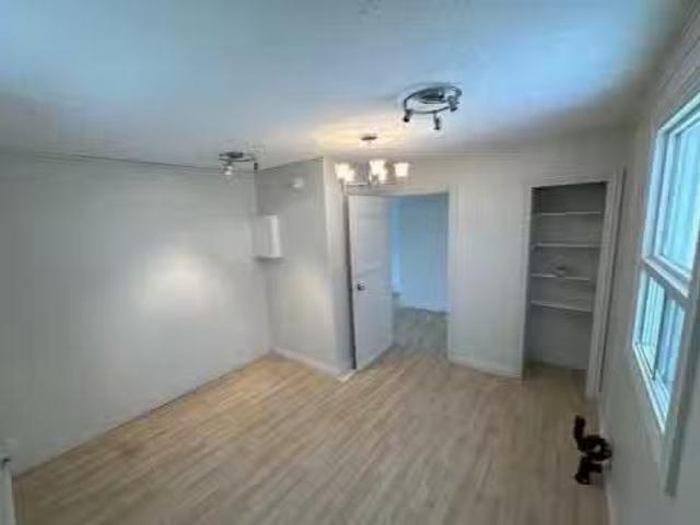 5118 55 A Street, Cold Lake, AB, T9M 1R1 commercial for leas.