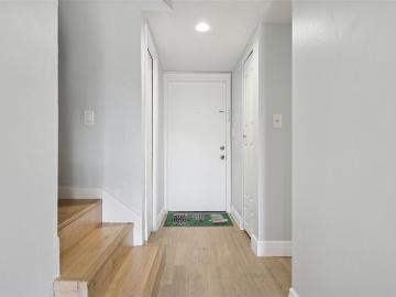 5110 Tennis Ct Cir, Unit 86, Tampa, FL 33617 | MLS #TB8466