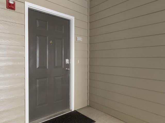 5111 Woodland Lane