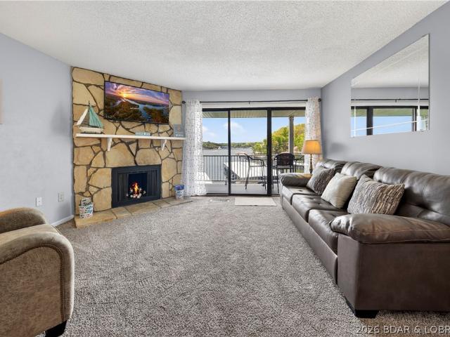 5112 Osage Beach Parkway 111 & 121