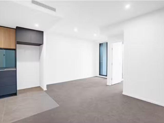 511/327 Northbourne Avenue, Lyneham Apartment for rent Listed.