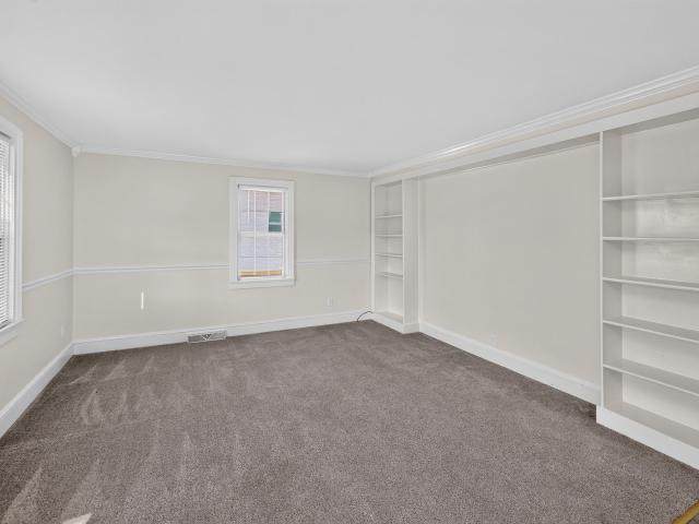 511 E Walnut Street